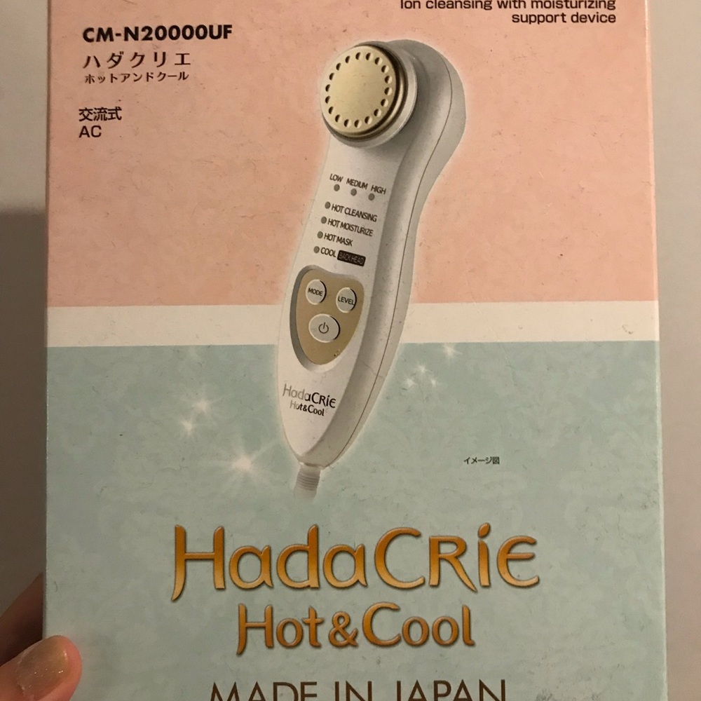 Hitachi ion cleansing with moisturizing support